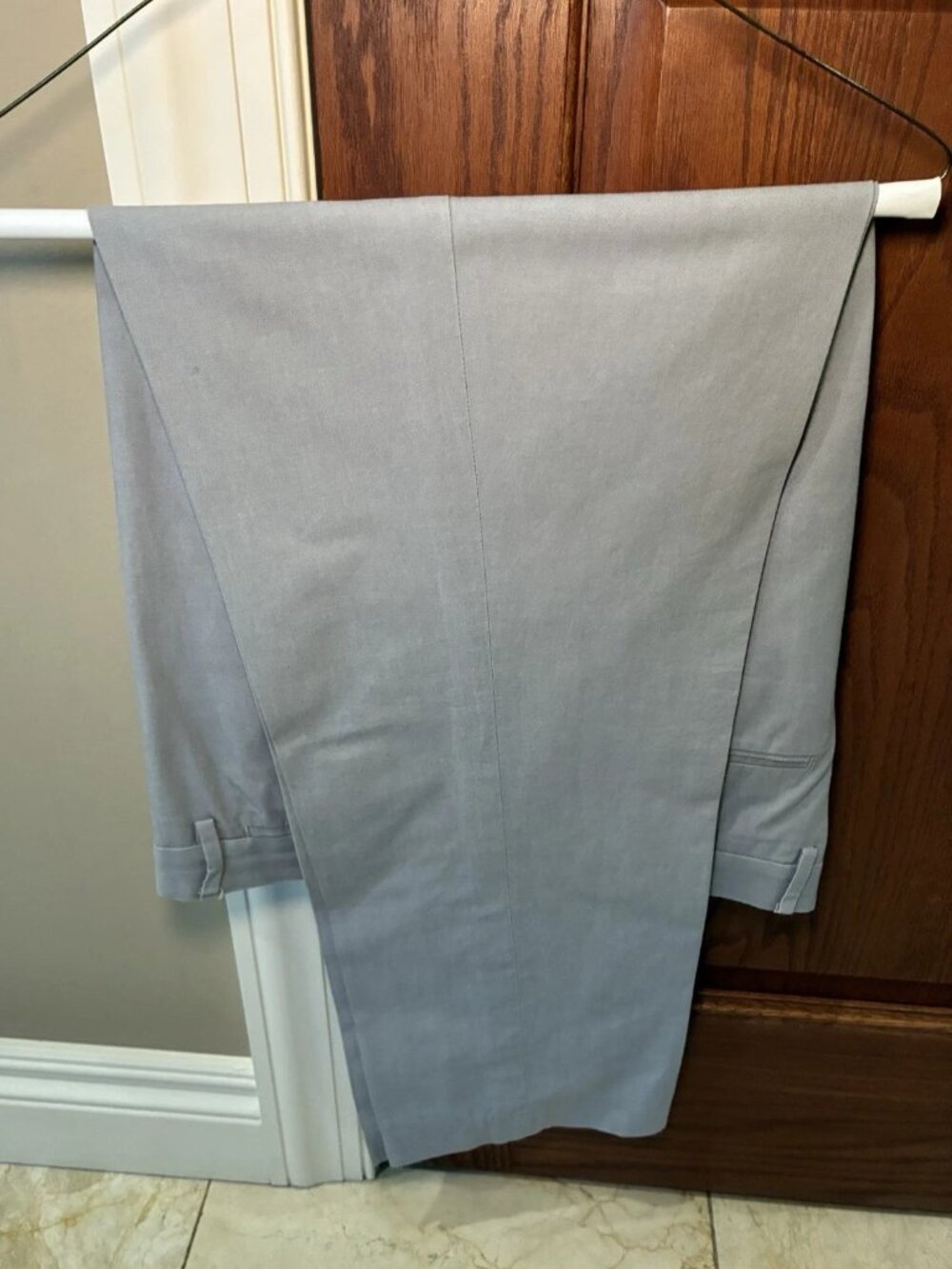 Men’s gray Size 34x30 Photographer Express Pants Barely Worn
